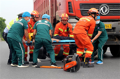 南部沛县道路救援